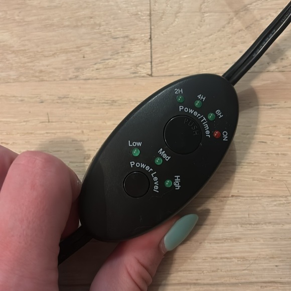 NIB Candle Warmer Lamp with Timer - Picture 2 of 3